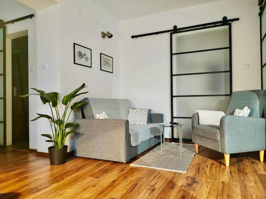 Loft W Starej Wozowni Apartman Krynica-Zdrój Kültér fotó